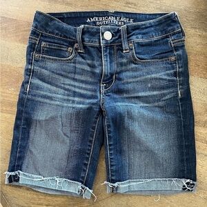 American Eagle dark wash Bermuda shorts size 4